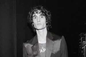 Sombr’s ‘I Barely Know Her’ No. 1 on Top Rock & Alternative Albums